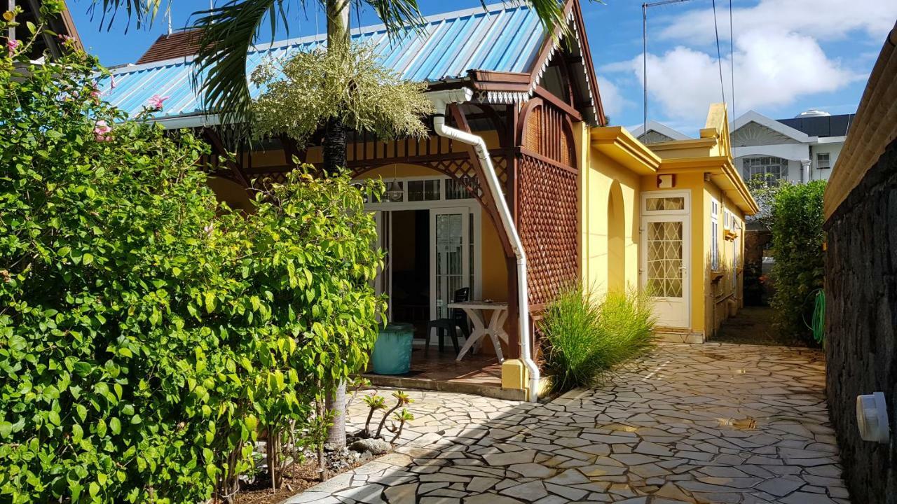 Villa Hibiscus Blue Bay Exterior photo